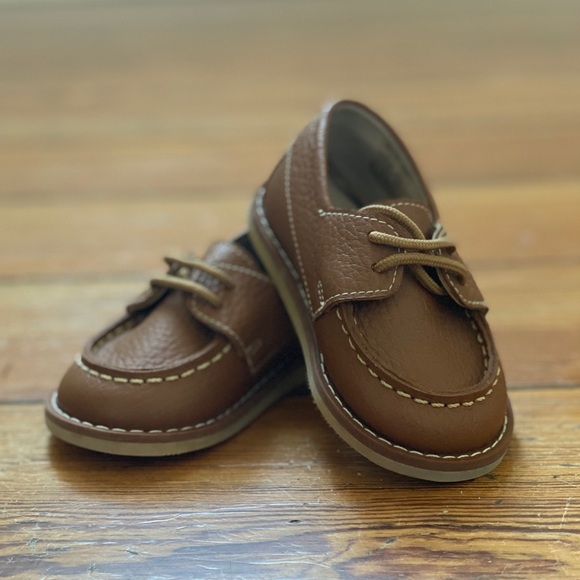 Petits Marcheurs Baby Shoes (NWOT) EU 20/ US 5 - Picture 1 of 3